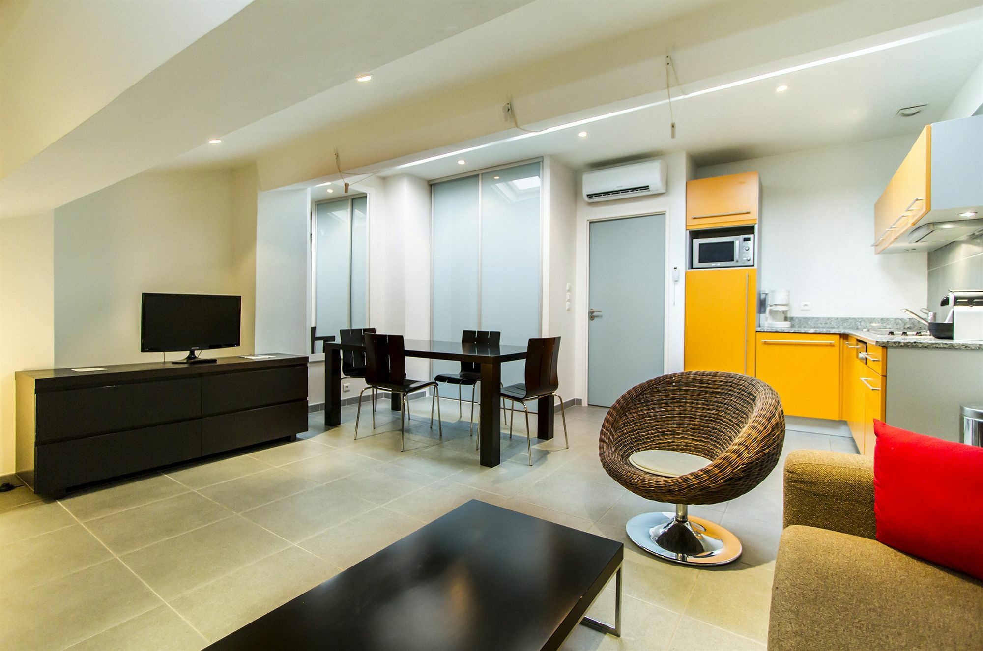 Florella Croisette Apartment Кан Екстериор снимка
